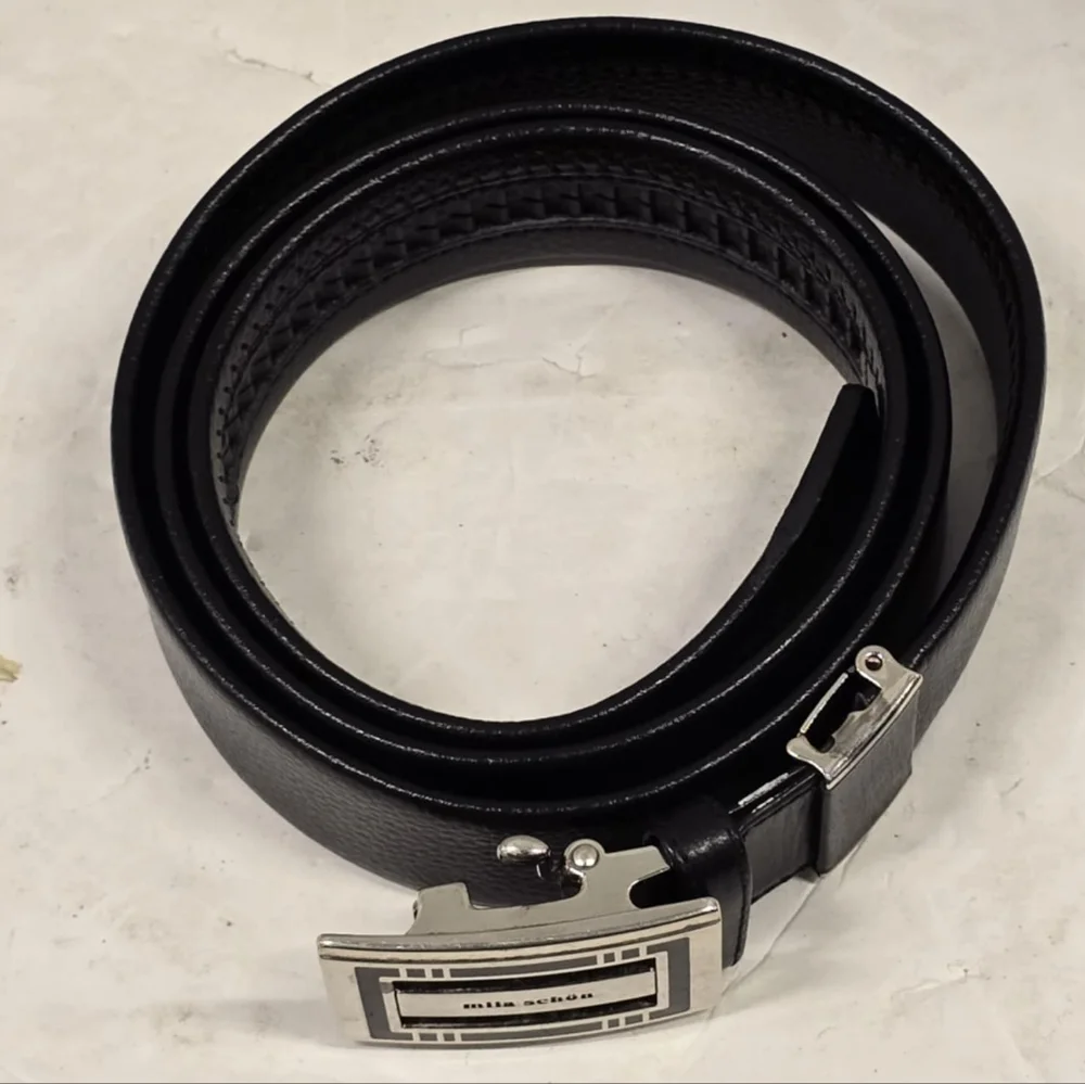 Mila Schon Black Leather‎ Silver Tone Buckle Belt